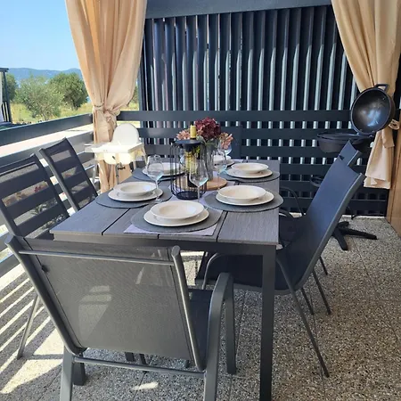 Maska Сasa de vacaciones