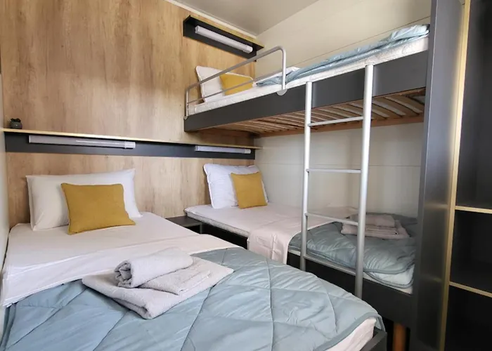 Maska * Sveti Filip i Jakov