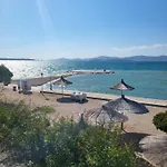 Maska *