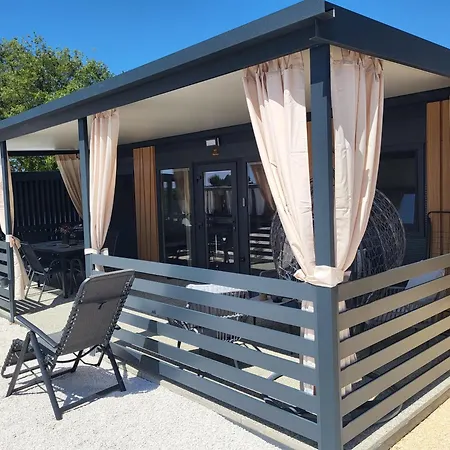 בית נופש Maska סבטי פיליפ אי ג'קוב